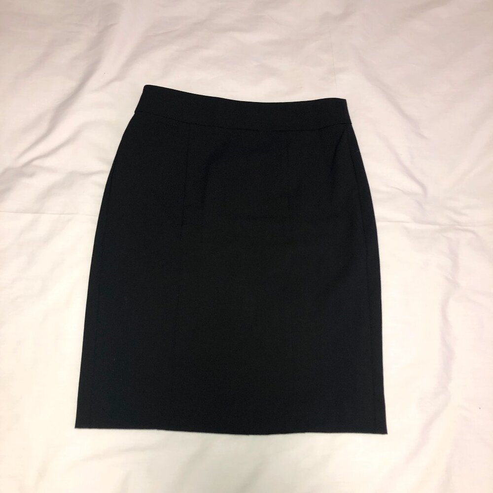 Ann Taylor Factory Size 2 black pencil skirt back vent, hidden zip. Professional
